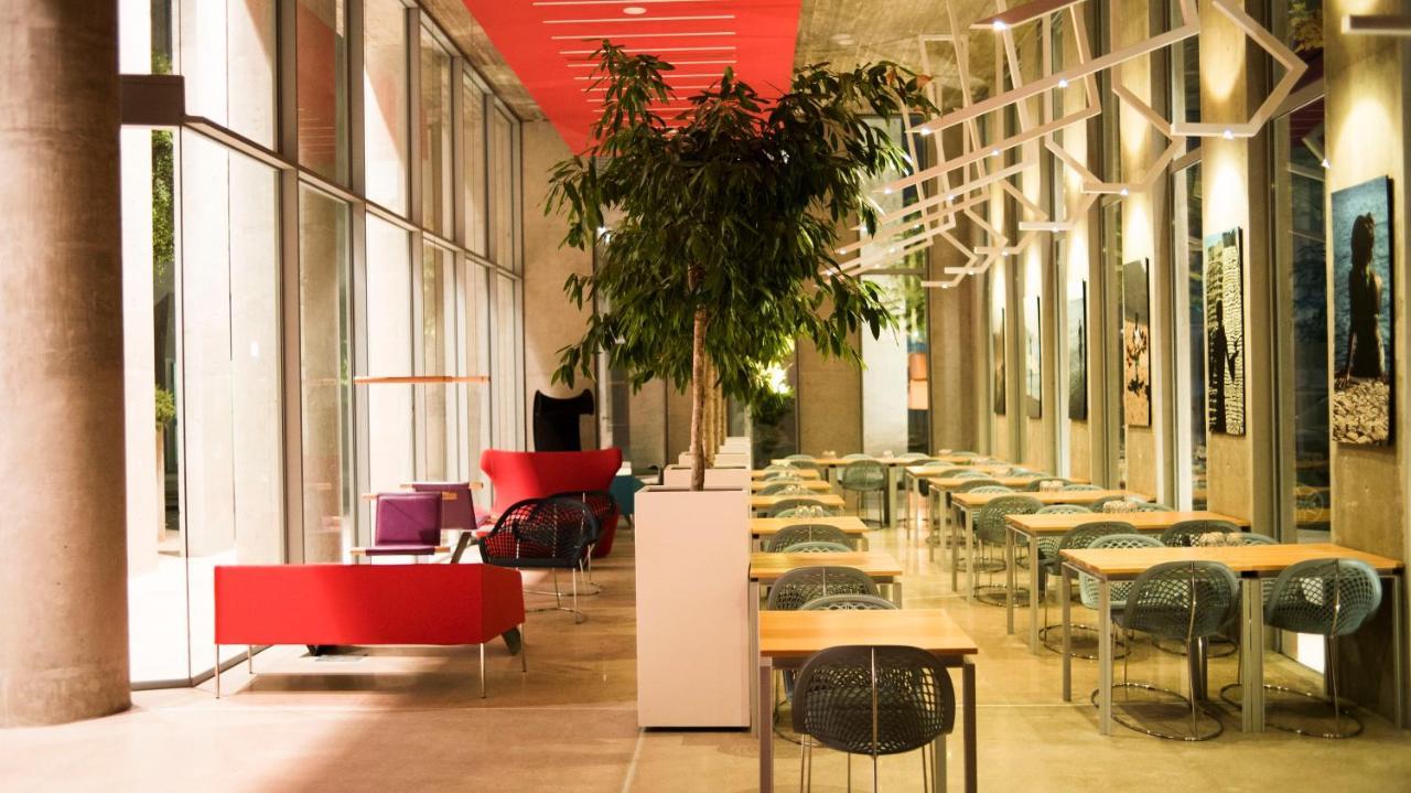 Bossa Nova Beirut Hotel Bagian luar foto